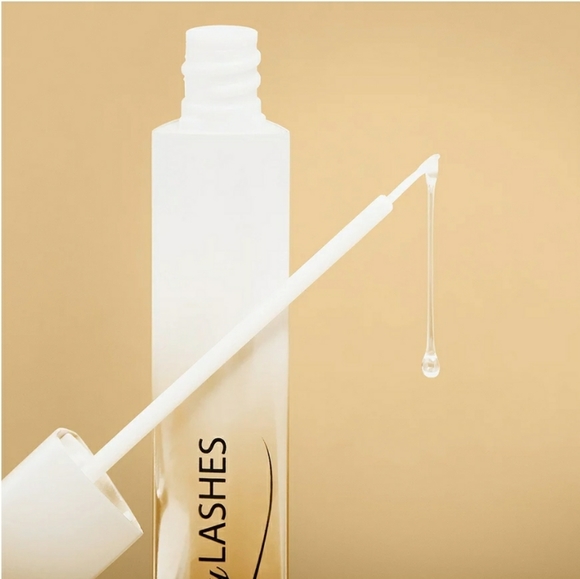 LASH ENHANCING SERUM - Picture 4 of 5